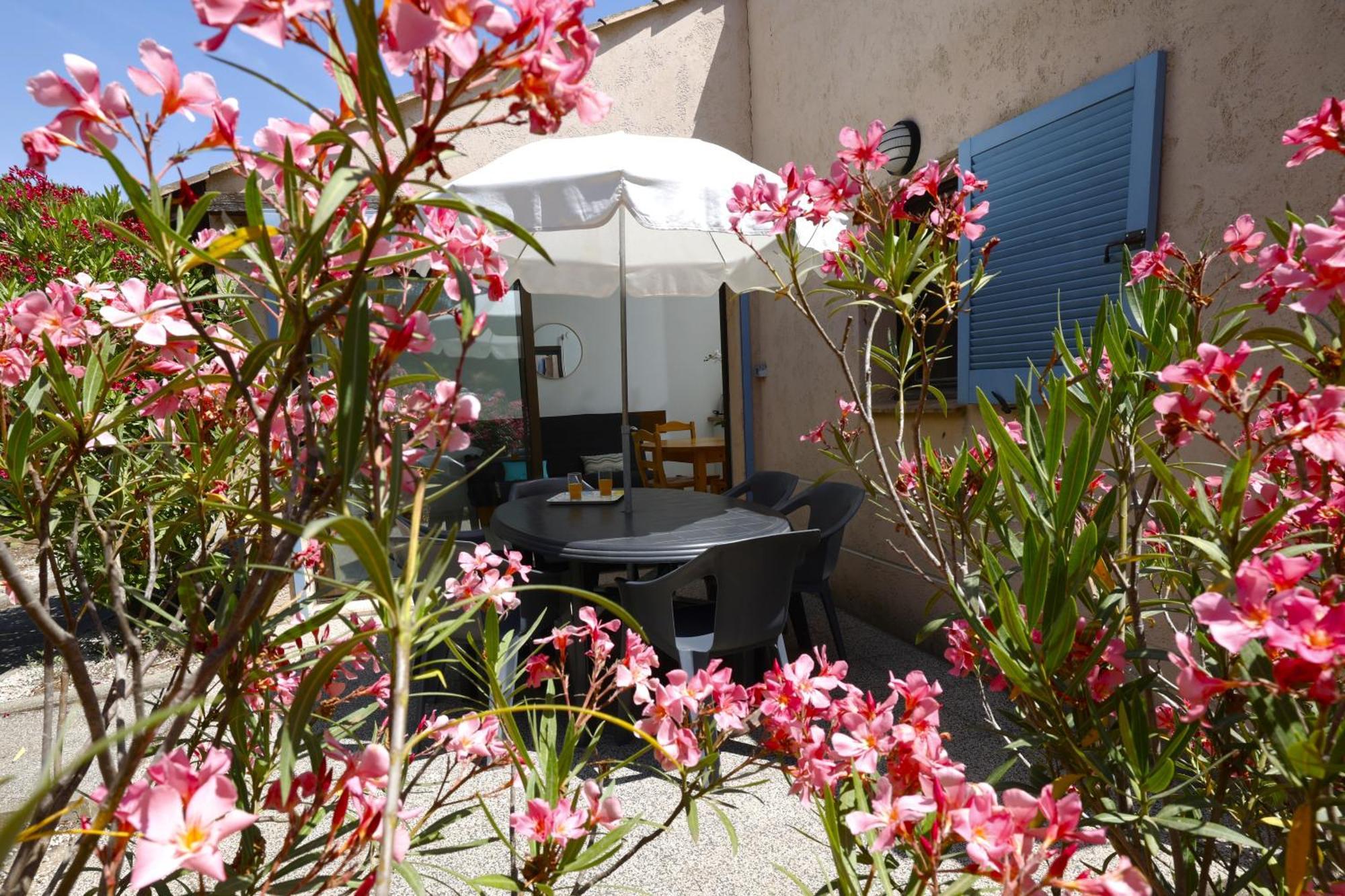 Ferienpark Village De - Le Sentier Des Pins 3*
