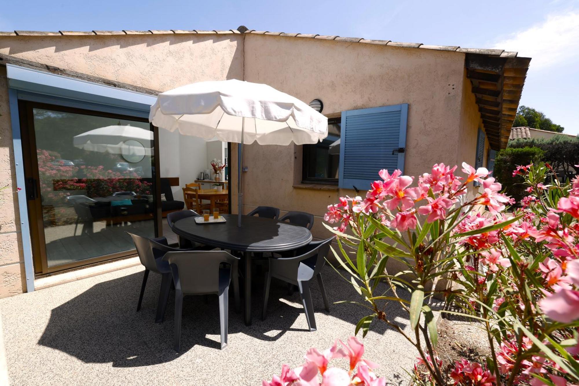 Village De - Le Sentier Des Pins 3*